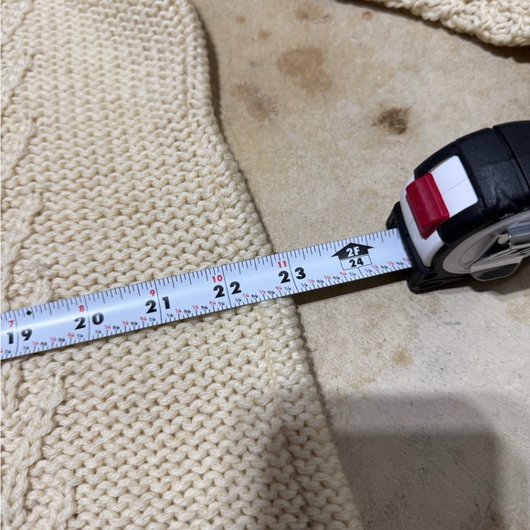 Donegal Irish 100% Wool Sweater Men’s L Cream Cable Knit Fisherman Fair Isle - Picture 6 of 7